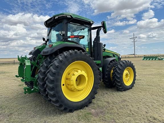 Image of John Deere 8R 370 equipment image 1