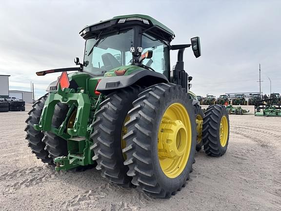 Image of John Deere 8R 370 equipment image 3