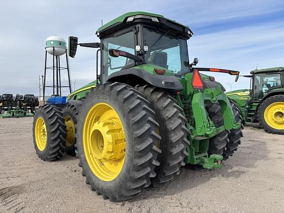 Image of John Deere 8R 370 equipment image 2