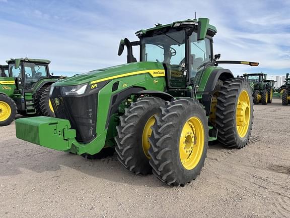 Image of John Deere 8R 370 equipment image 1