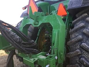 Main image John Deere 8R 370 5