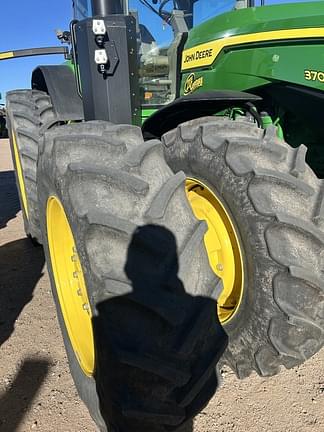 Image of John Deere 8R 370 equipment image 3