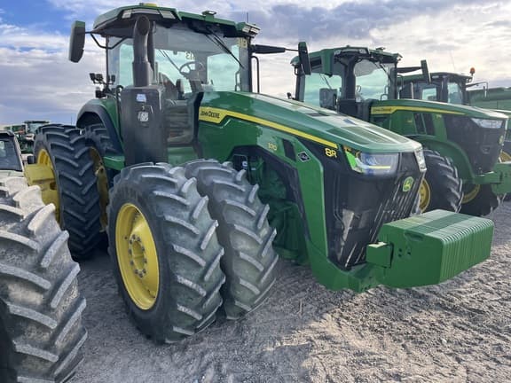 Image of John Deere 8R 370 equipment image 4