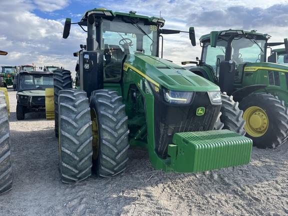 Image of John Deere 8R 370 equipment image 3