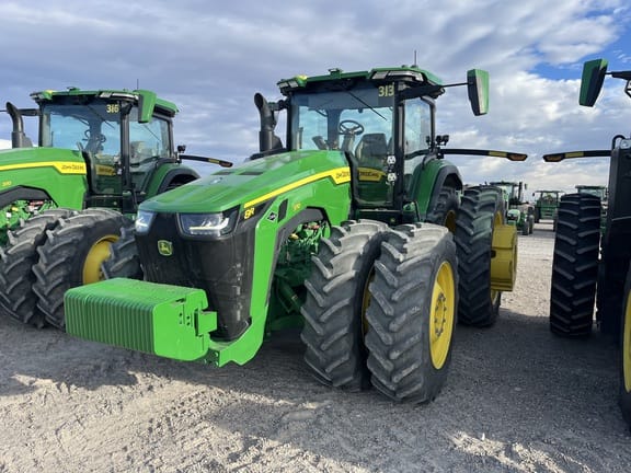 2023 John Deere 8R 370 Equipment Image0