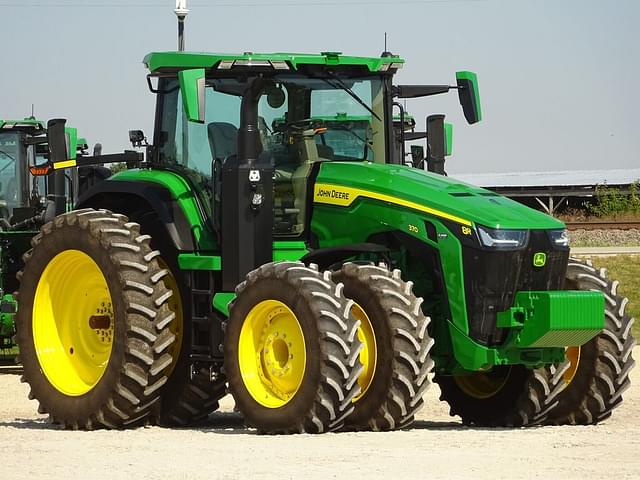 Image of John Deere 8R 370 equipment image 3