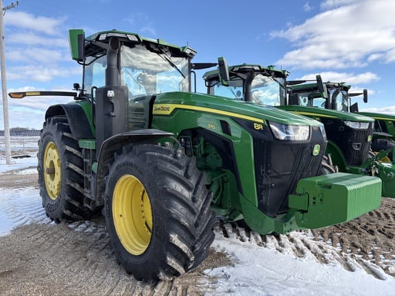 2023 John Deere 8R 370 Equipment Image0