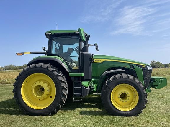 Image of John Deere 8R 370 equipment image 3