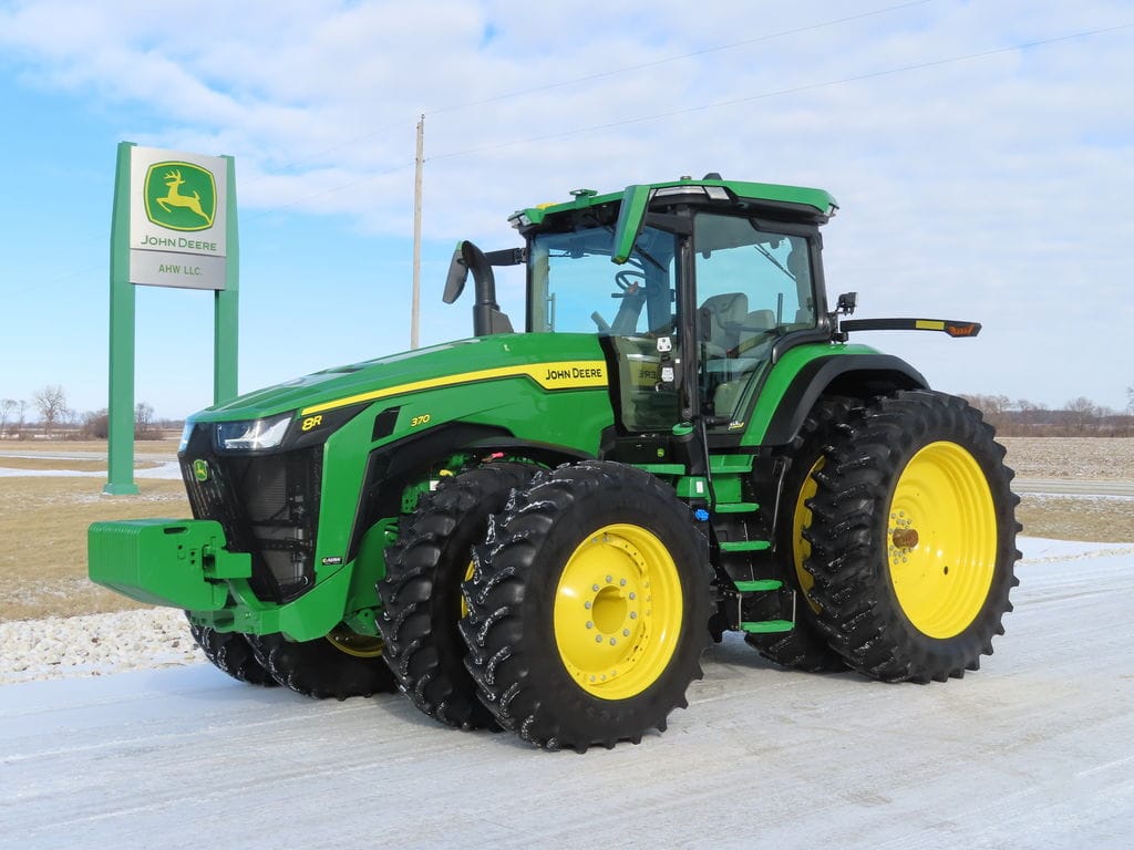 Main image John Deere 8R 370