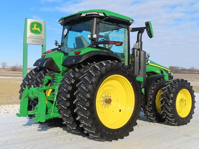 Image of John Deere 8R 370 equipment image 3