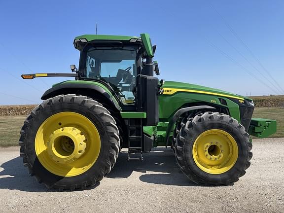 Image of John Deere 8R 370 equipment image 3