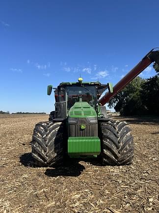 Image of John Deere 8R 370 equipment image 1