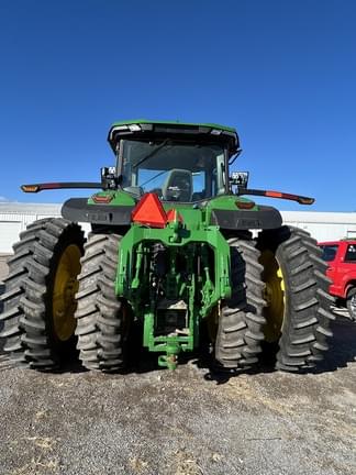 Image of John Deere 8R 370 equipment image 4