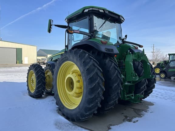 Image of John Deere 8R 370 equipment image 4