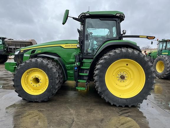 Image of John Deere 8R 370 equipment image 2