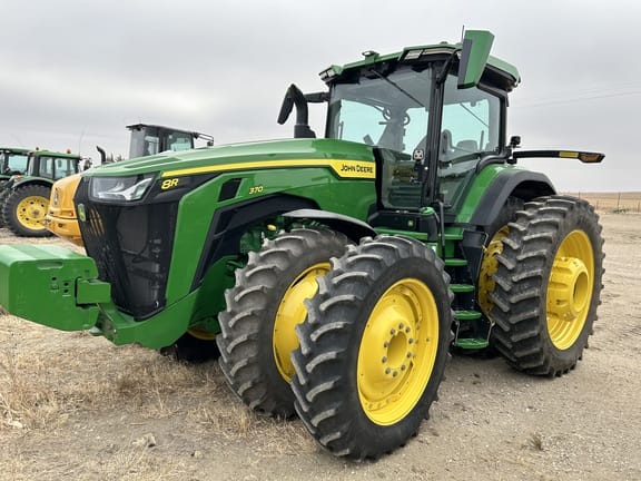 2023 John Deere 8R 370 Equipment Image0