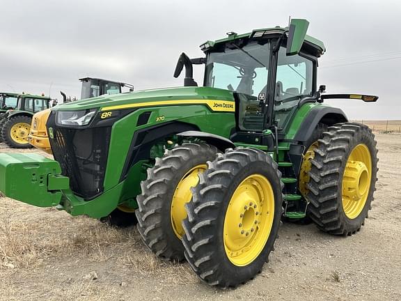 Image of John Deere 8R 370 Primary image