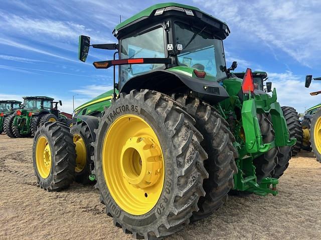 Image of John Deere 8R 370 equipment image 4