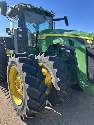 Image of John Deere 8R 370 equipment image 3