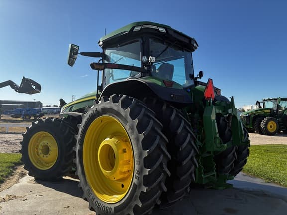 Image of John Deere 8R 370 equipment image 3