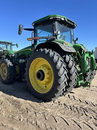 Image of John Deere 8R 370 equipment image 1