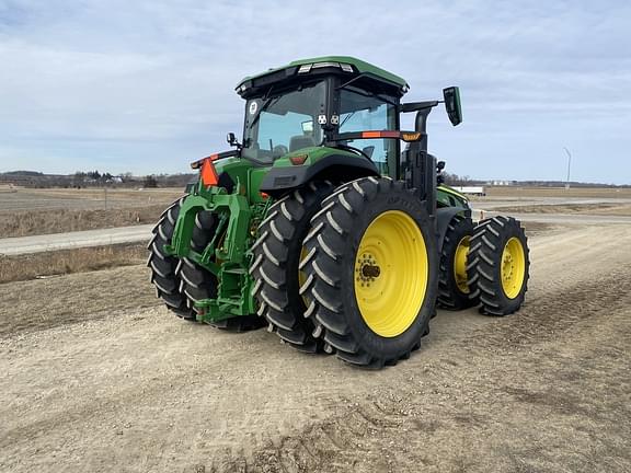 Image of John Deere 8R 370 equipment image 4