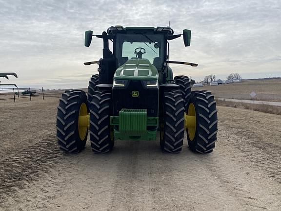 Image of John Deere 8R 370 equipment image 2