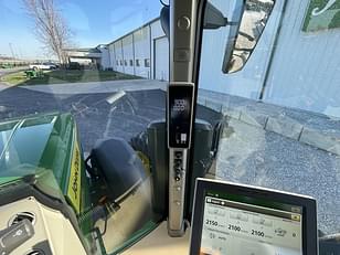 Main image John Deere 8R 370 15