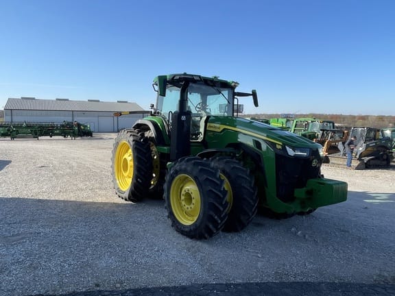 2023 John Deere 8R 370 Equipment Image0