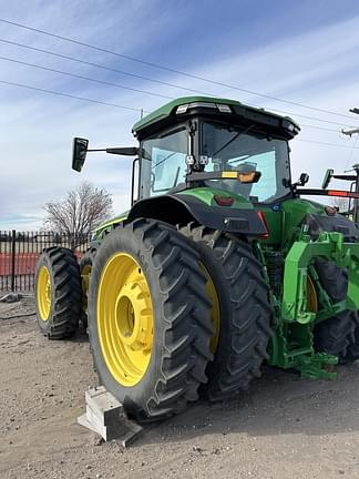 Image of John Deere 8R 370 equipment image 1