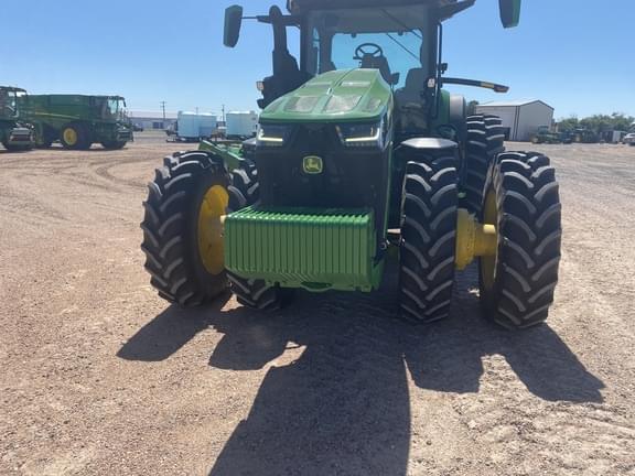 Image of John Deere 8R 370 equipment image 2