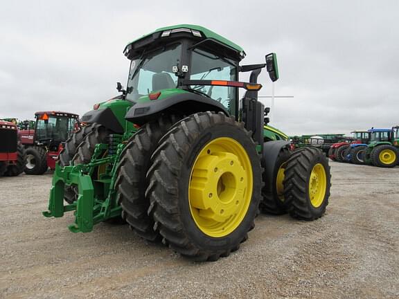 Image of John Deere 8R 370 equipment image 4