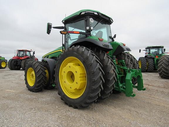 Image of John Deere 8R 370 equipment image 2