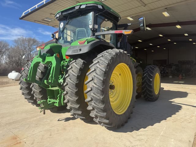 Image of John Deere 8R 370 equipment image 4