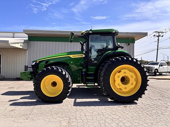 Image of John Deere 8R 370 Primary image