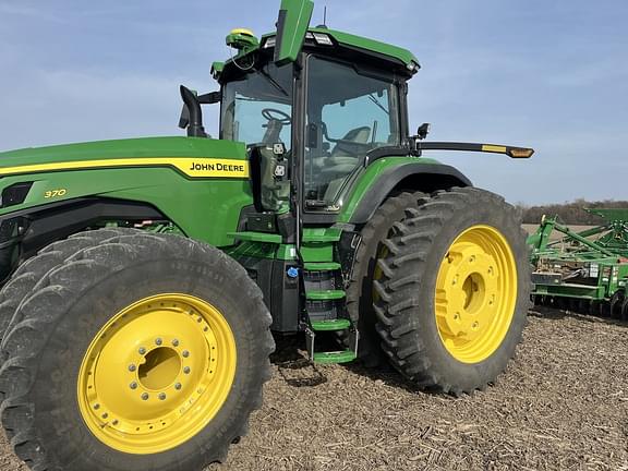 Image of John Deere 8R 370 equipment image 1