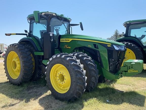 Image of John Deere 8R 370 equipment image 1