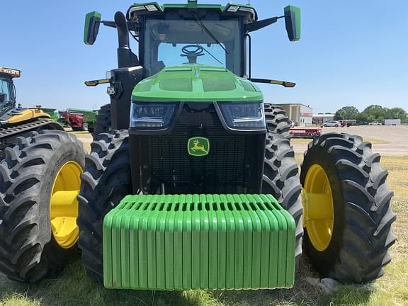 Image of John Deere 8R 370 equipment image 2