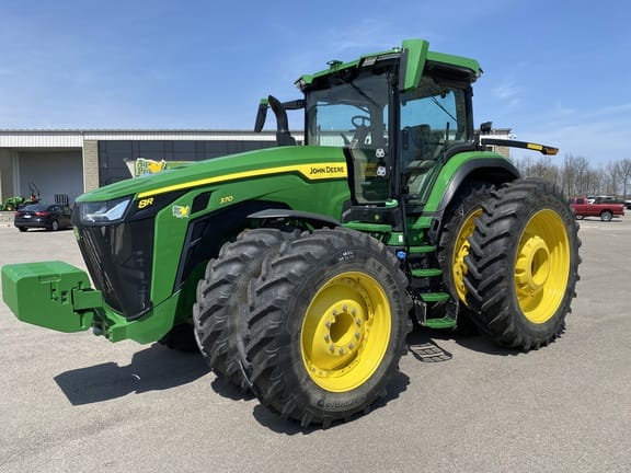 2023 John Deere 8R 370 Equipment Image0