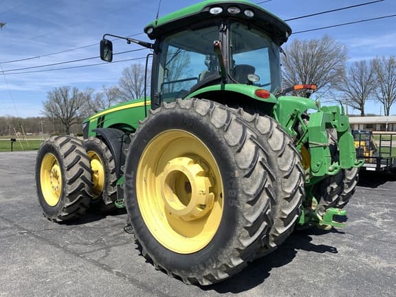 Image of John Deere 8R 370 equipment image 2