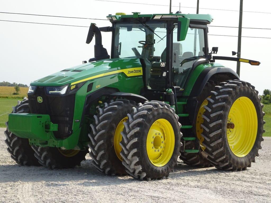 2023 John Deere 8R 370 Equipment Image0
