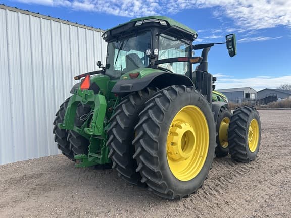 Image of John Deere 8R 370 equipment image 2