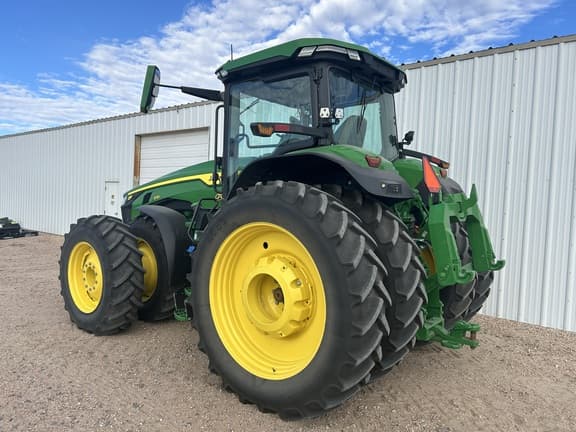Image of John Deere 8R 370 equipment image 4