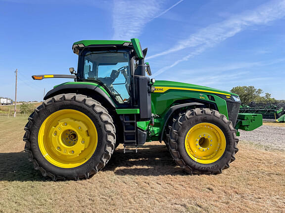 Image of John Deere 8R 370 equipment image 3