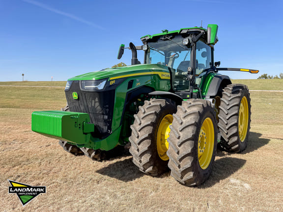 2023 John Deere 8R 370 Equipment Image0