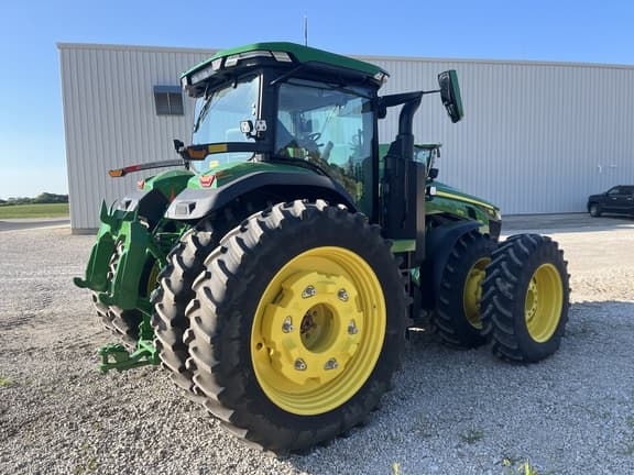 Image of John Deere 8R 370 equipment image 2