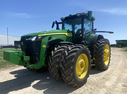 2023 John Deere 8R 370 Equipment Image0