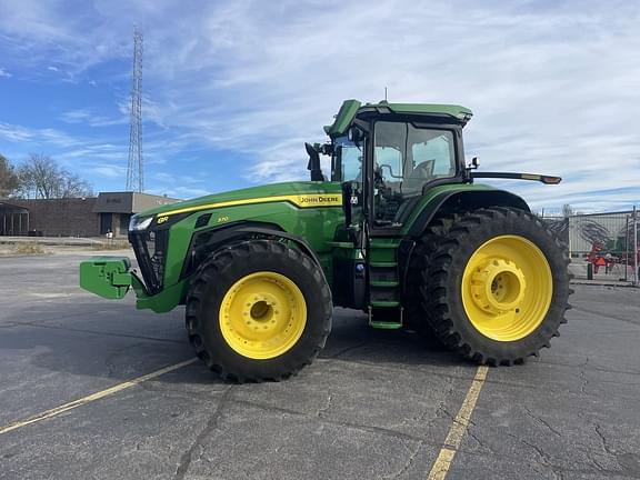 Image of John Deere 8R 370 equipment image 1