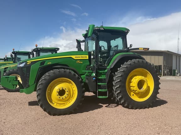 Image of John Deere 8R 370 equipment image 4