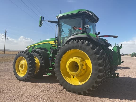 Image of John Deere 8R 370 equipment image 3